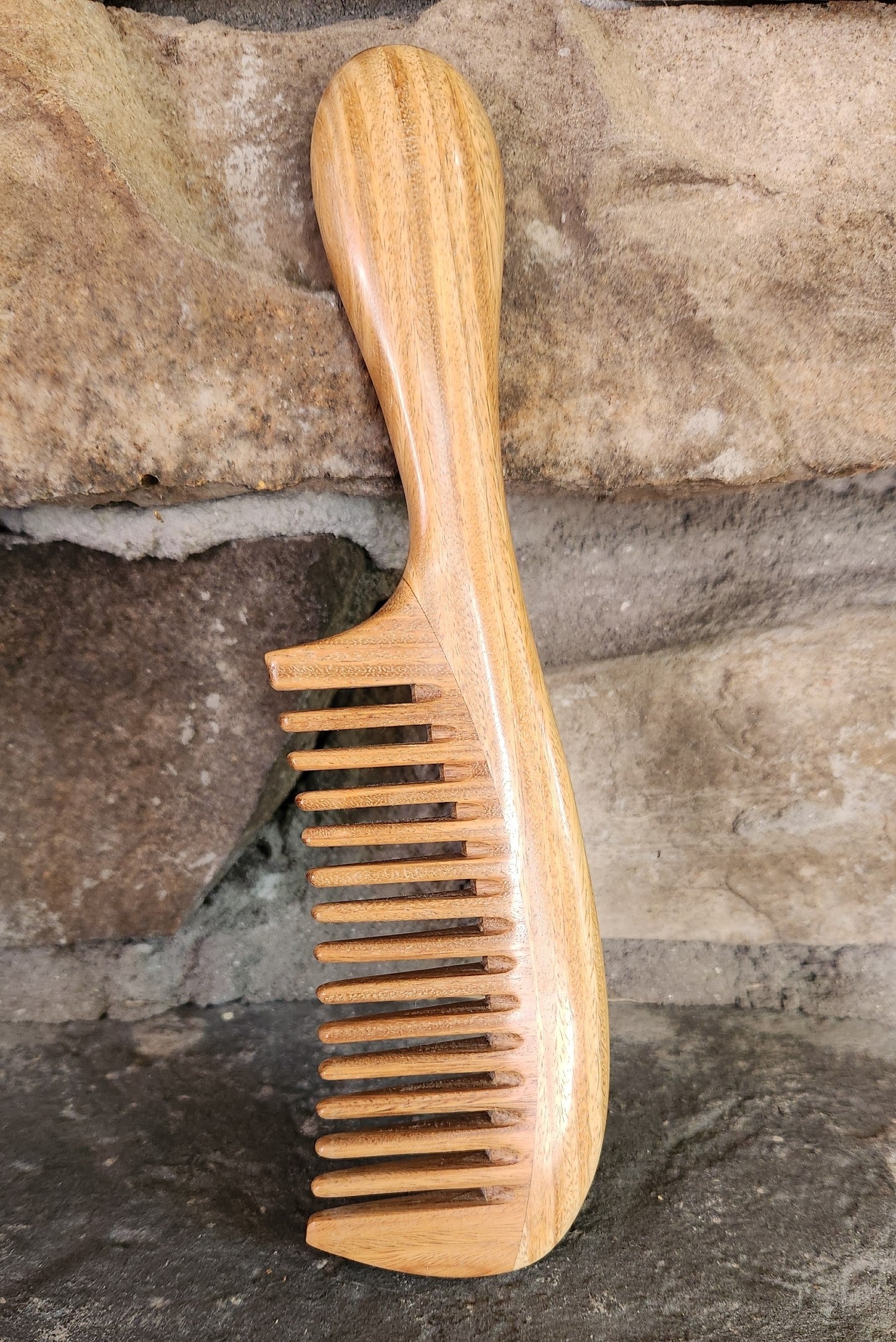 Large Comb with Handle